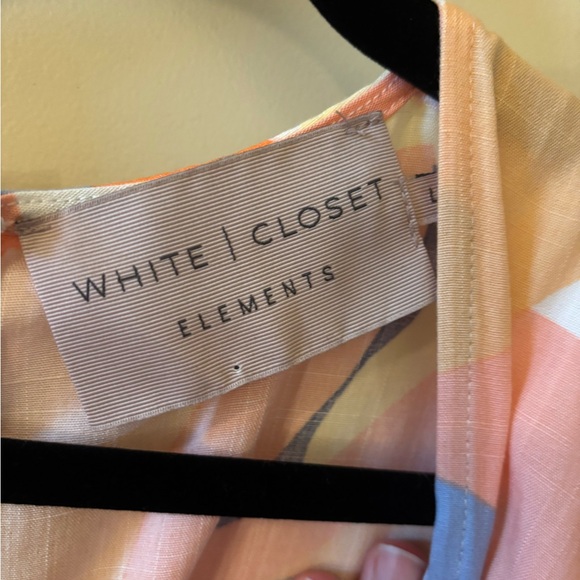 White Closet Elements Colorful Abstract Women's Dress - Modest, Artsy, Vacation - Picture 5 of 6